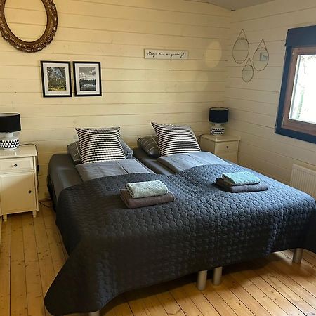 Carpe Diem, Het Ruime Chalet Met Houtkachel Nabij Wildlands Emmen Schoonebeek Bagian luar foto