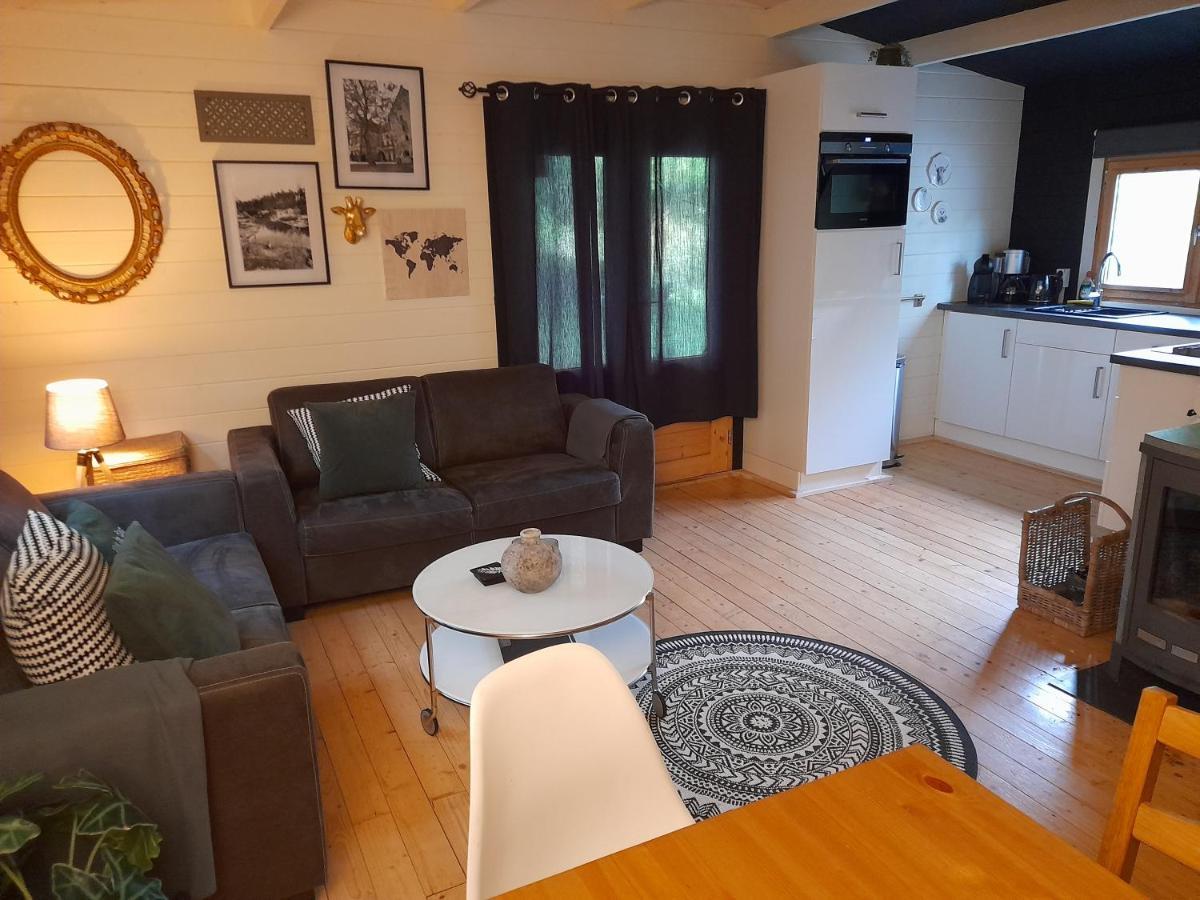 Carpe Diem, Het Ruime Chalet Met Houtkachel Nabij Wildlands Emmen Schoonebeek Bagian luar foto