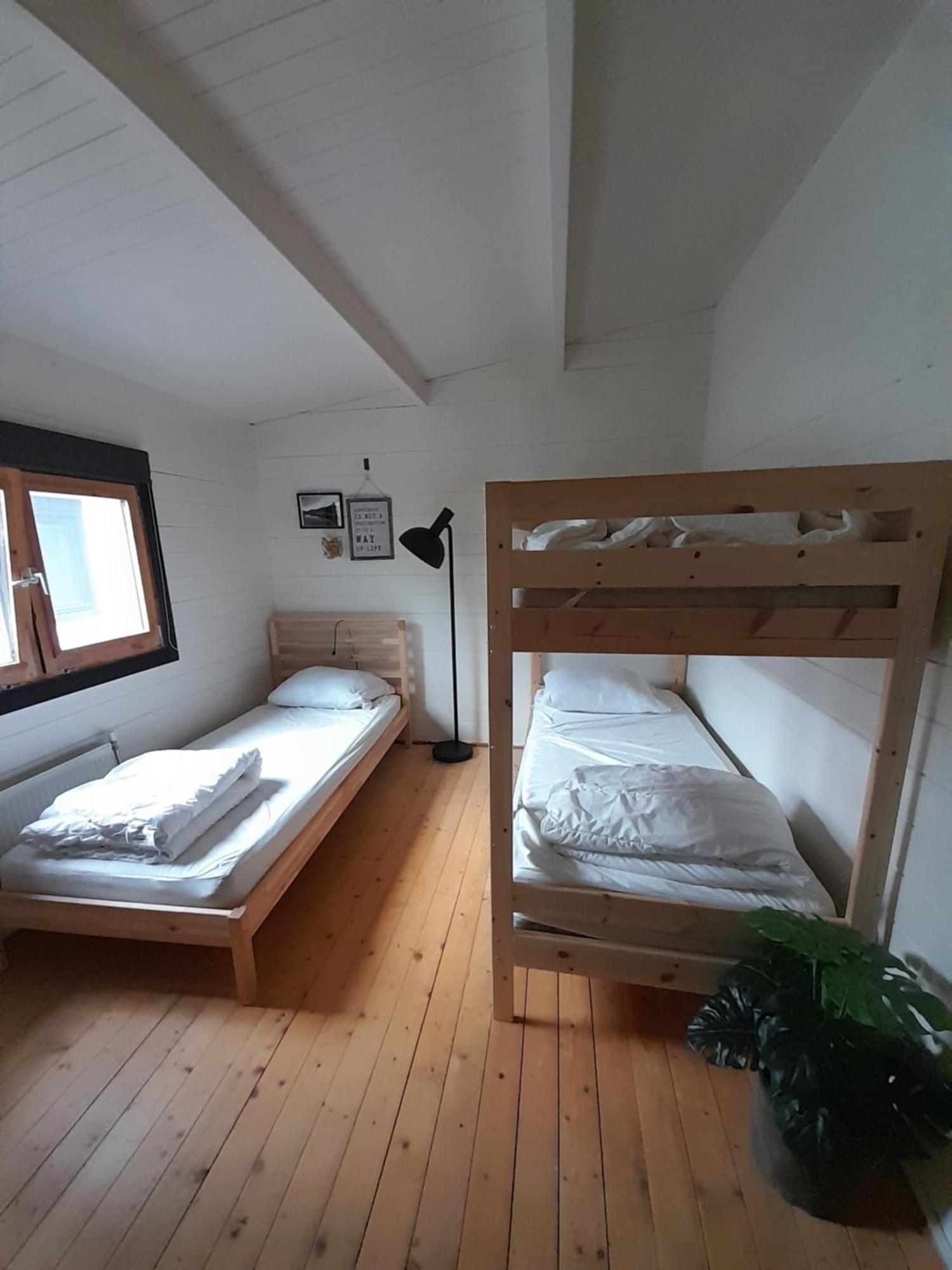 Carpe Diem, Het Ruime Chalet Met Houtkachel Nabij Wildlands Emmen Schoonebeek Ruang foto